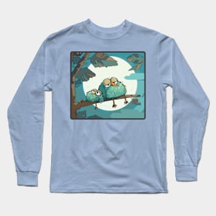 Birds resting in a tree Long Sleeve T-Shirt